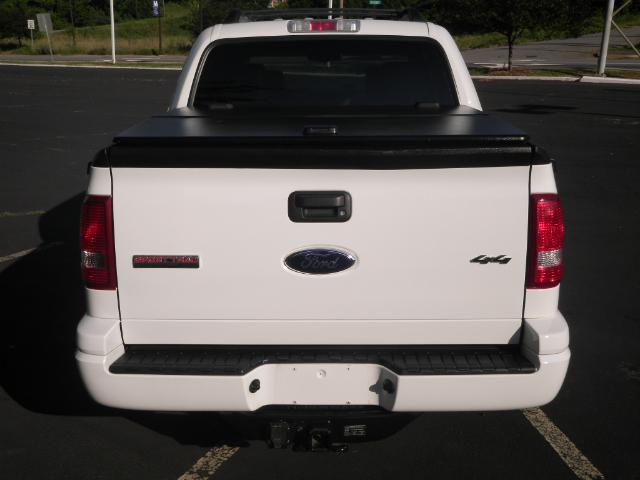 Ford Explorer Sport Trac 2007 photo 3