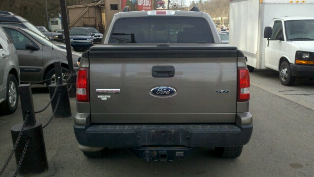 Ford Explorer Sport Trac 2007 photo 1