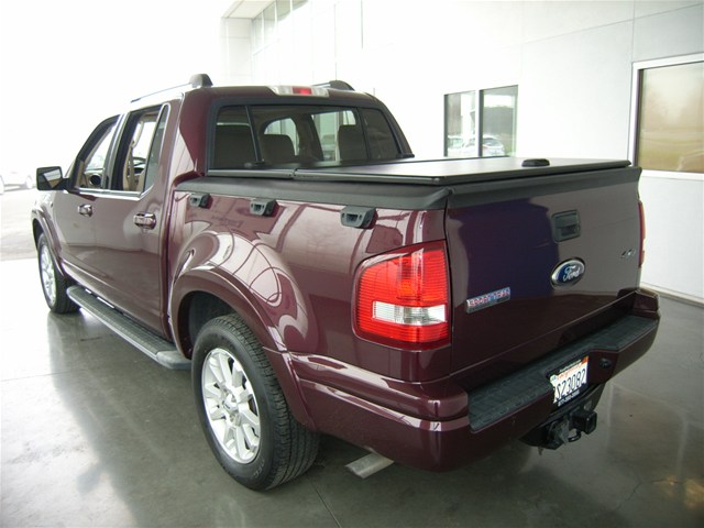 Ford Explorer Sport Trac 2007 photo 3
