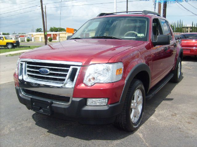 Ford Explorer Sport Trac 2007 photo 1