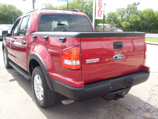 Ford Explorer Sport Trac 2007 photo 3