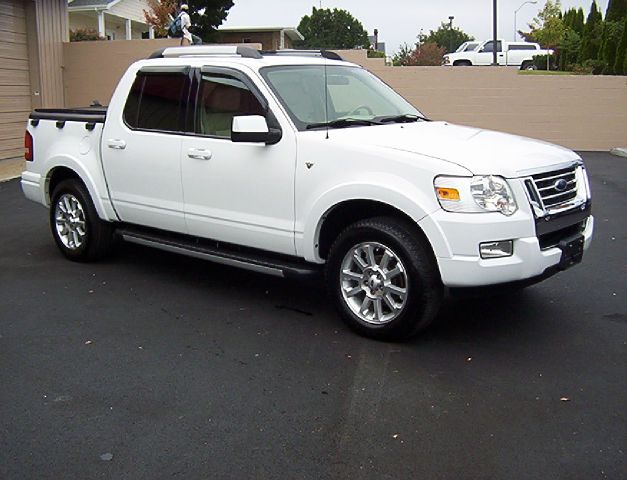 Ford Explorer Sport Trac 2007 photo 2