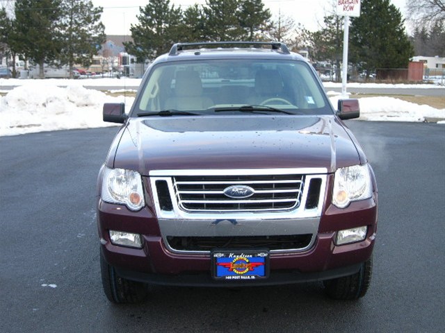 Ford Explorer Sport Trac 2007 photo 1