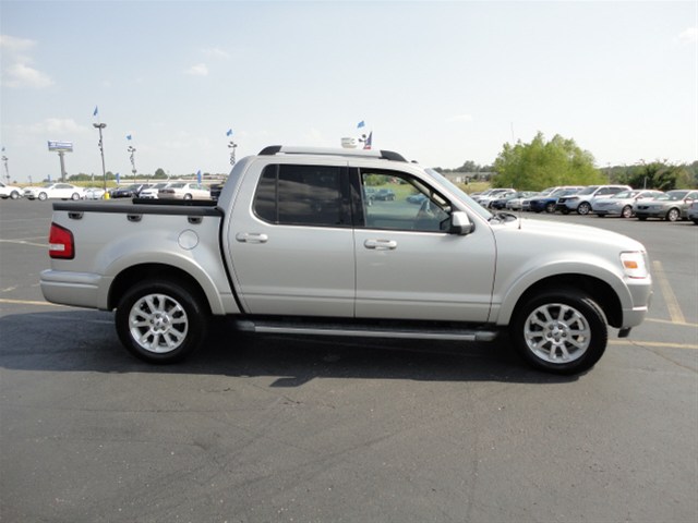 Ford Explorer Sport Trac 2007 photo 3