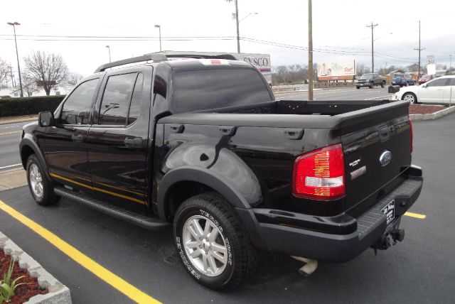 Ford Explorer Sport Trac 2007 photo 1