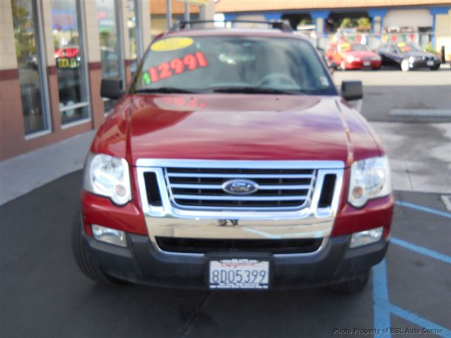 Ford Explorer Sport Trac 2007 photo 1