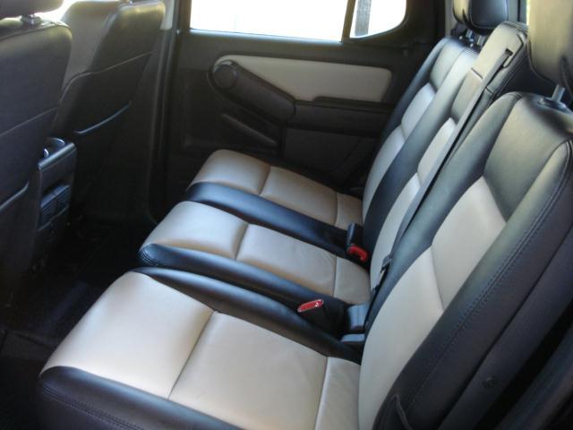 Ford Explorer Sport Trac 2007 photo 2
