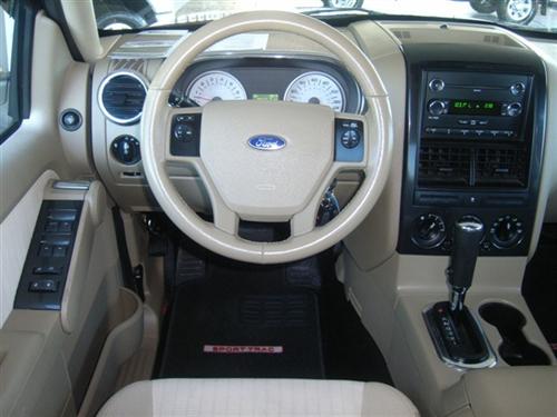 Ford Explorer Sport Trac 2008 photo 3