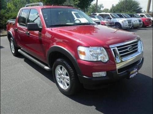 Ford Explorer Sport Trac ESi Other