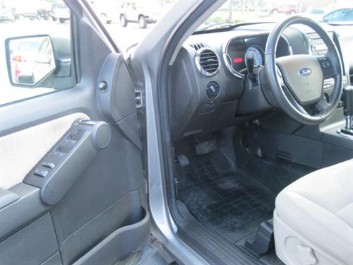 Ford Explorer Sport Trac 2008 photo 1