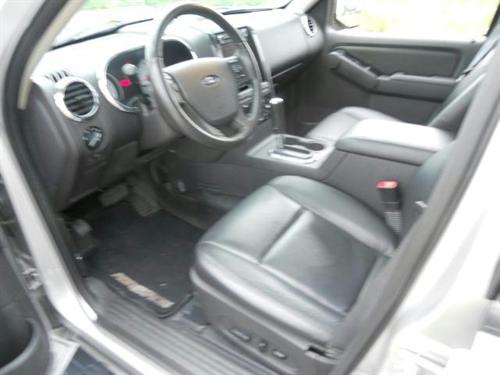 Ford Explorer Sport Trac 2008 photo 2