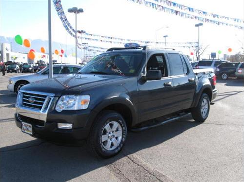 Ford Explorer Sport Trac ESi Other