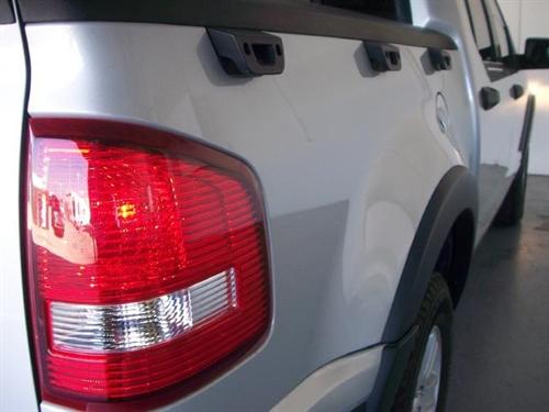 Ford Explorer Sport Trac 2009 photo 3