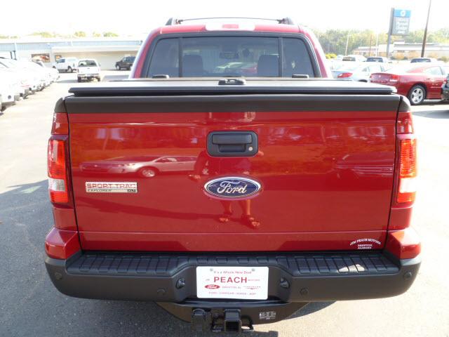Ford Explorer Sport Trac 2010 photo 1