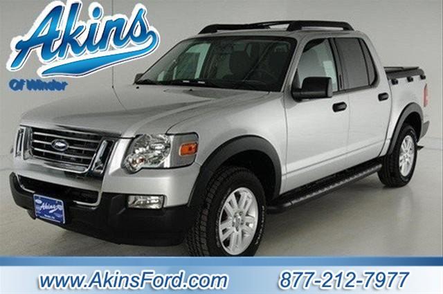 Ford Explorer Sport Trac ESi Pickup