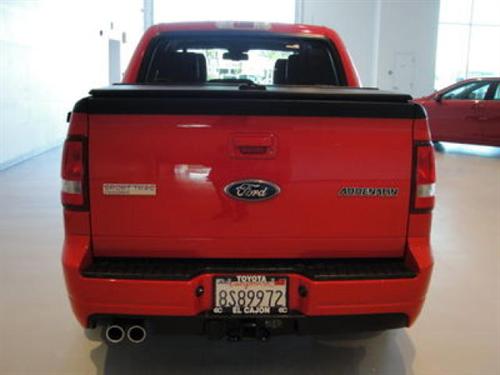 Ford Explorer Sport Trac 2010 photo 2