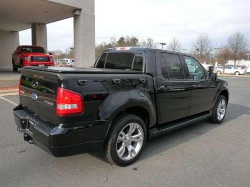 Ford Explorer Sport Trac 2010 photo 2