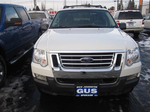 Ford Explorer Sport Trac 2010 photo 1