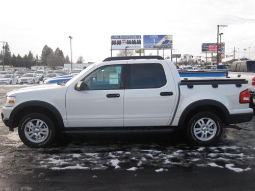 Ford Explorer Sport Trac 2010 photo 2