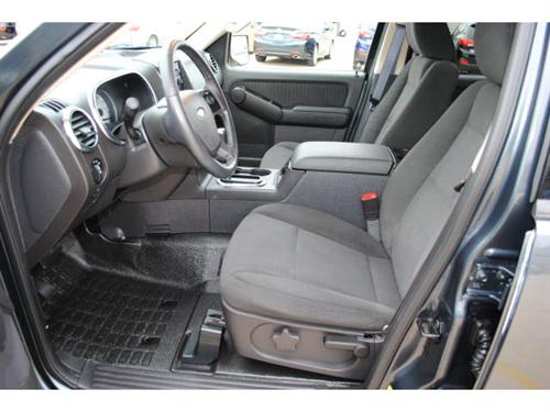 Ford Explorer Sport Trac 2010 photo 2