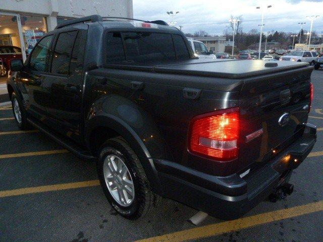 Ford Explorer Sport Trac 2010 photo 3