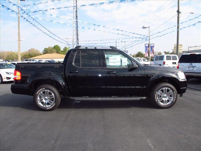 Ford Explorer Sport Trac 2010 photo 1