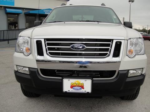 Ford Explorer Sport Trac 2010 photo 2