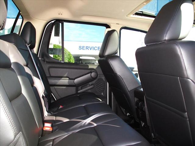 Ford Explorer Sport Trac 2010 photo 3