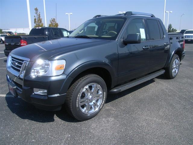 Ford Explorer Sport Trac SLT 25 Pickup