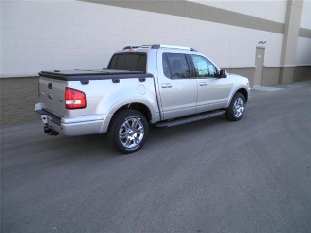 Ford Explorer Sport Trac 2010 photo 3