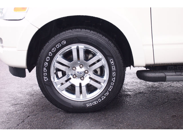 Ford Explorer Sport Trac 2010 photo 3