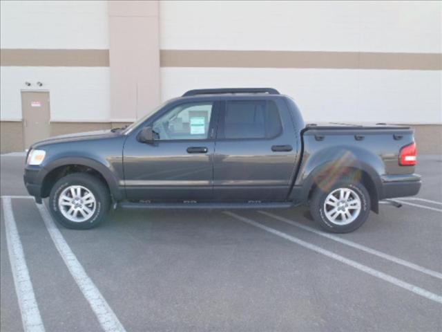 Ford Explorer Sport Trac 2010 photo 4