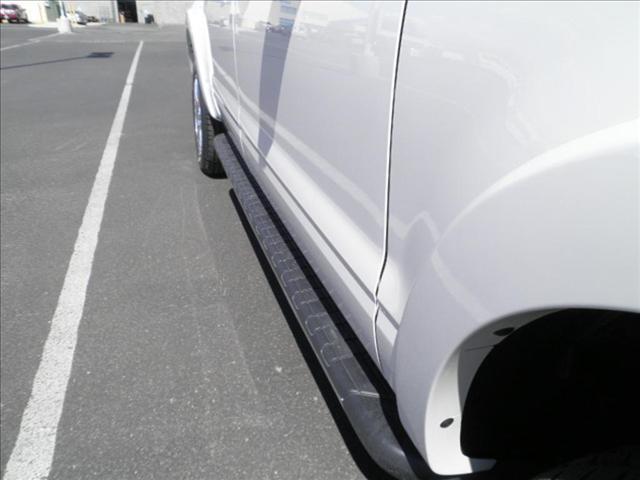 Ford Explorer Sport Trac 2010 photo 2