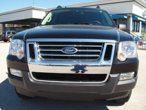 Ford Explorer Sport Trac 2010 photo 4