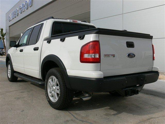 Ford Explorer Sport Trac 2010 photo 3