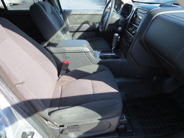 Ford Explorer Sport Trac 2010 photo 14