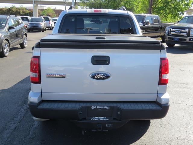 Ford Explorer Sport Trac 2010 photo 21