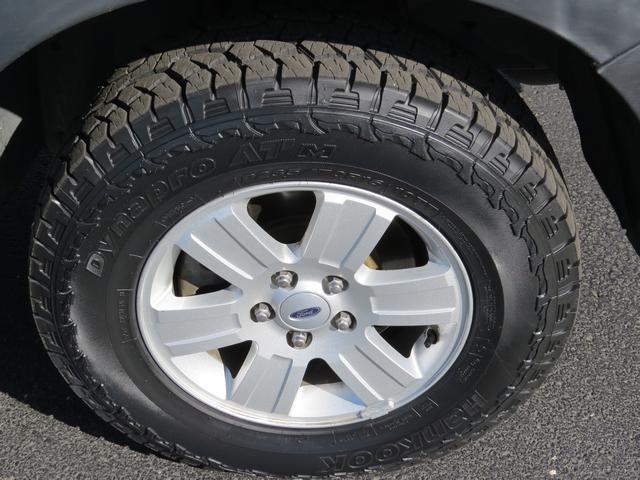 Ford Explorer Sport Trac 2010 photo 22