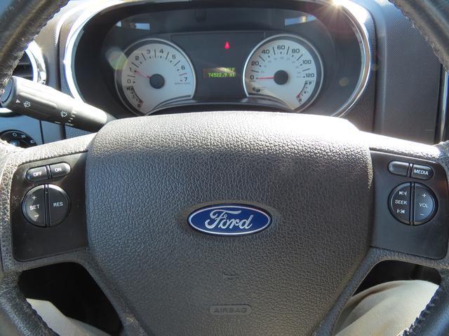 Ford Explorer Sport Trac 2010 photo 4