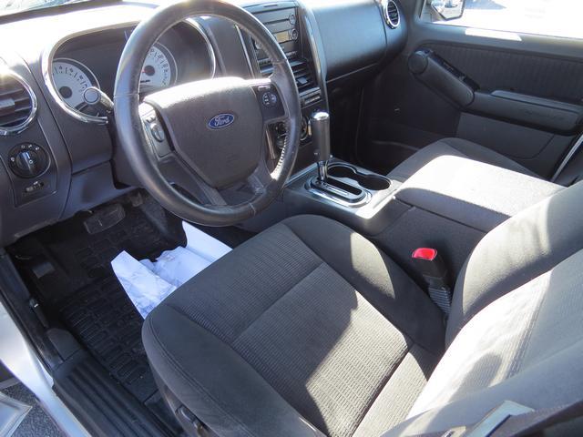 Ford Explorer Sport Trac 2010 photo 6