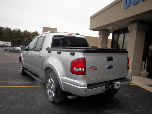 Ford Explorer Sport Trac 2010 photo 1