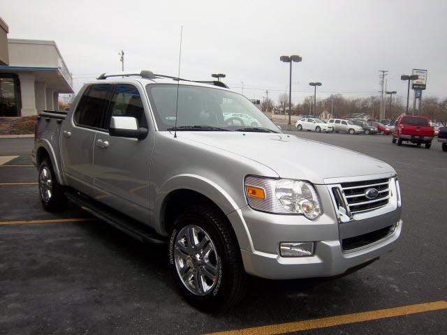 Ford Explorer Sport Trac 2010 photo 3
