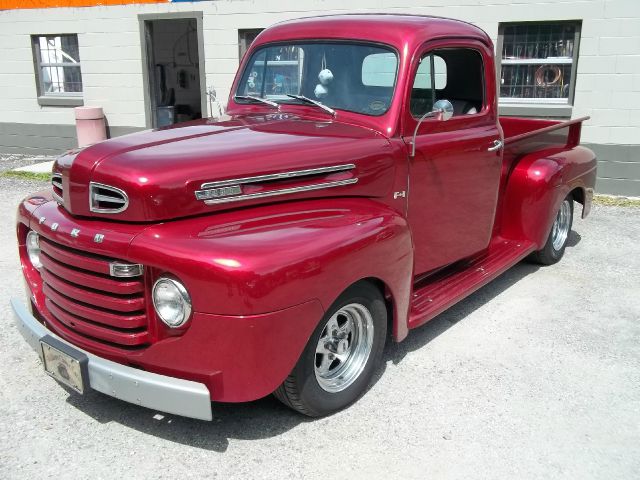 Ford F-1 1949 photo 4