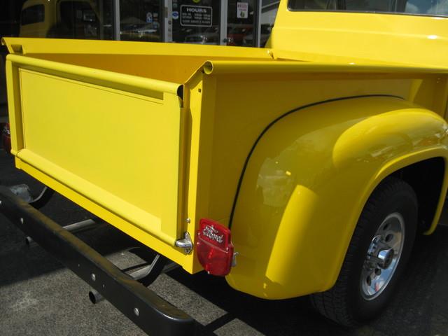 Ford F-100 1953 photo 4