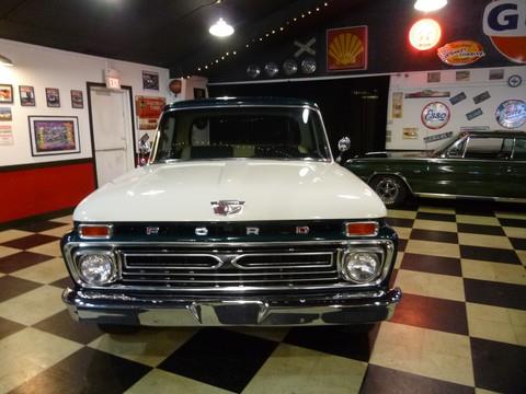 Ford F-100 1966 photo 17