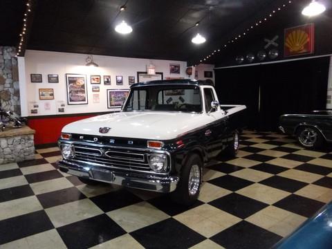 Ford F-100 1966 photo 8