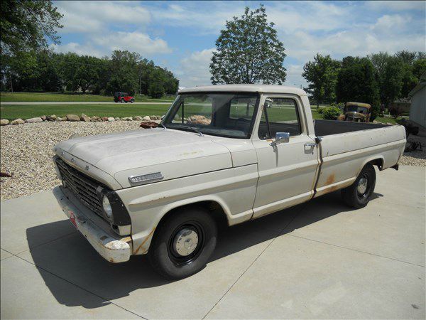 Ford F-100 1967 photo 2