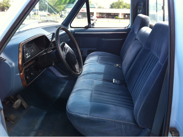 Ford F-150 1987 photo 1