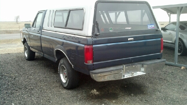 Ford F-150 1987 photo 0