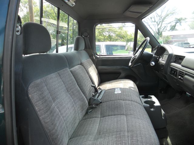 Ford F-150 1992 photo 1